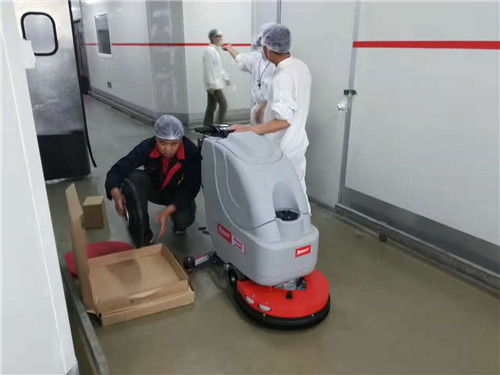 南寧食品廠引入洗地機提升環(huán)境衛(wèi)生與生產效率